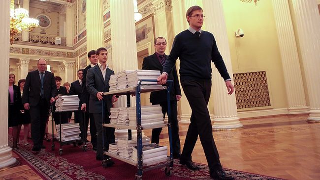 Церемония внесения проекта бюджета Петербурга на 2013-2015 годы в ЗакС Петербурга