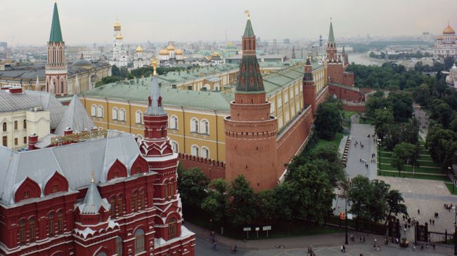Вид на Государственный исторический музей и Московский Кремль Вид на Государственный исторический музей и Московский Кремль