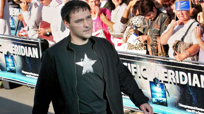 Певец Юрий Шатунов во время церемонии открытия Международного кинофестиваля стран Азиатско-Тихоокеанского региона Меридианы Тихого Певец Юрий Шатунов во время церемонии открытия Международного кинофестиваля стран Азиатско-Тихоокеанского региона Меридианы Тихого
