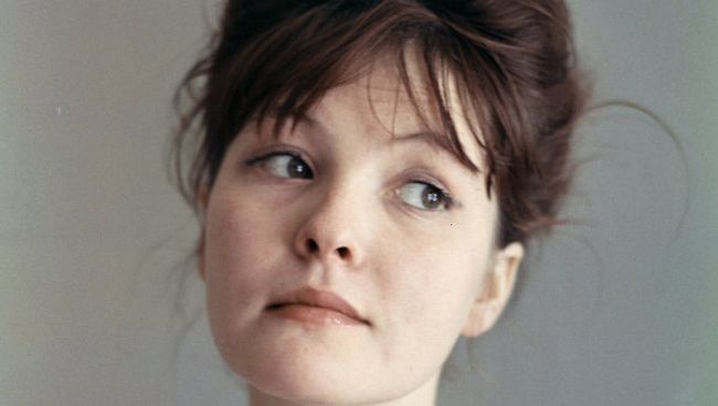 Белла Ахмадулина. Архивное фото 1962 года