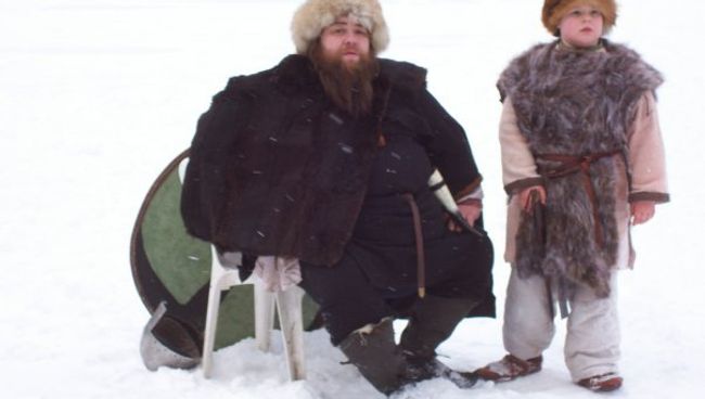 В реконструкцию приходят люди самых разных возрастов В реконструкцию приходят люди самых разных возрастов