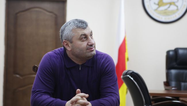 Встреча Эдуарда Кокойты с журналистами Встреча Эдуарда Кокойты с журналистами