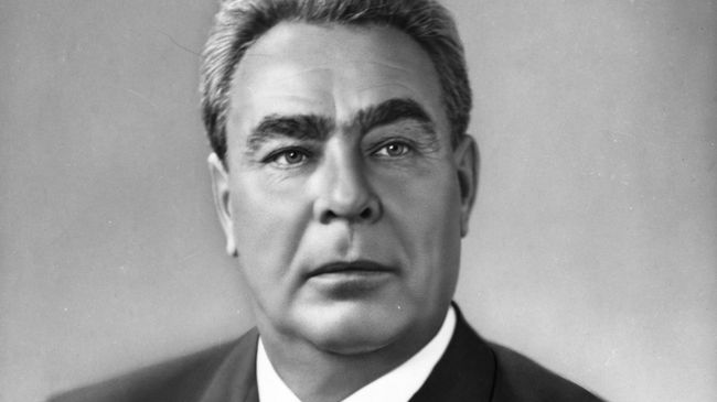 Леонид Ильич Брежнев Леонид Ильич Брежнев