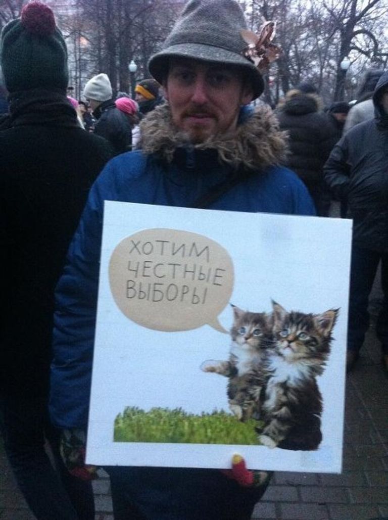 Прикольные плакаты на митингах Прикольные плакаты на митингах