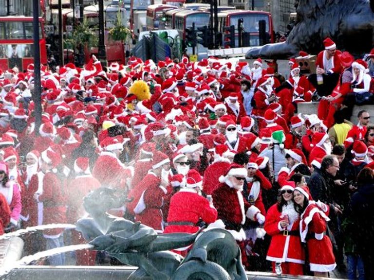 SantaConинформация о флеш-мобе есть в моем блоге:http:// SantaConинформация о флеш-мобе есть в моем блоге:http://