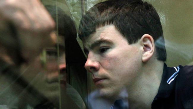 Слушания по делу в отношении Никиты Тихонова и Евгении Хасис Слушания по делу в отношении Никиты Тихонова и Евгении Хасис