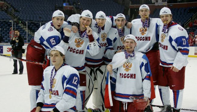 Хоккеисты молодежной сборной России