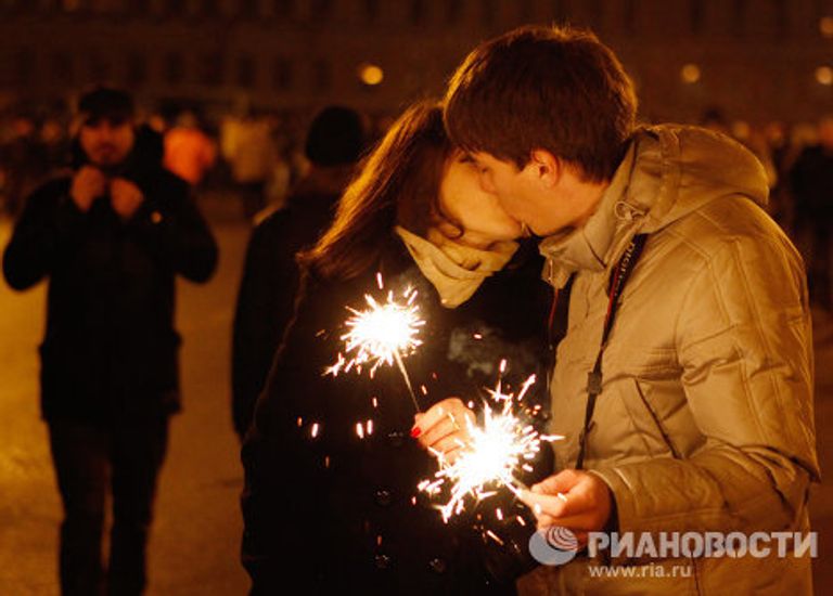 Празднование Нового года Празднование Нового года