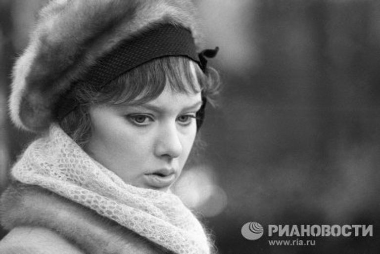 Актриса Савельева Актриса Савельева