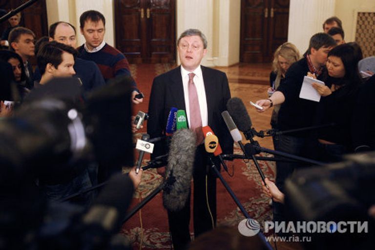 Пресс-конференция Григория Явлинского в Санкт-Петербурге Пресс-конференция Григория Явлинского в Санкт-Петербурге