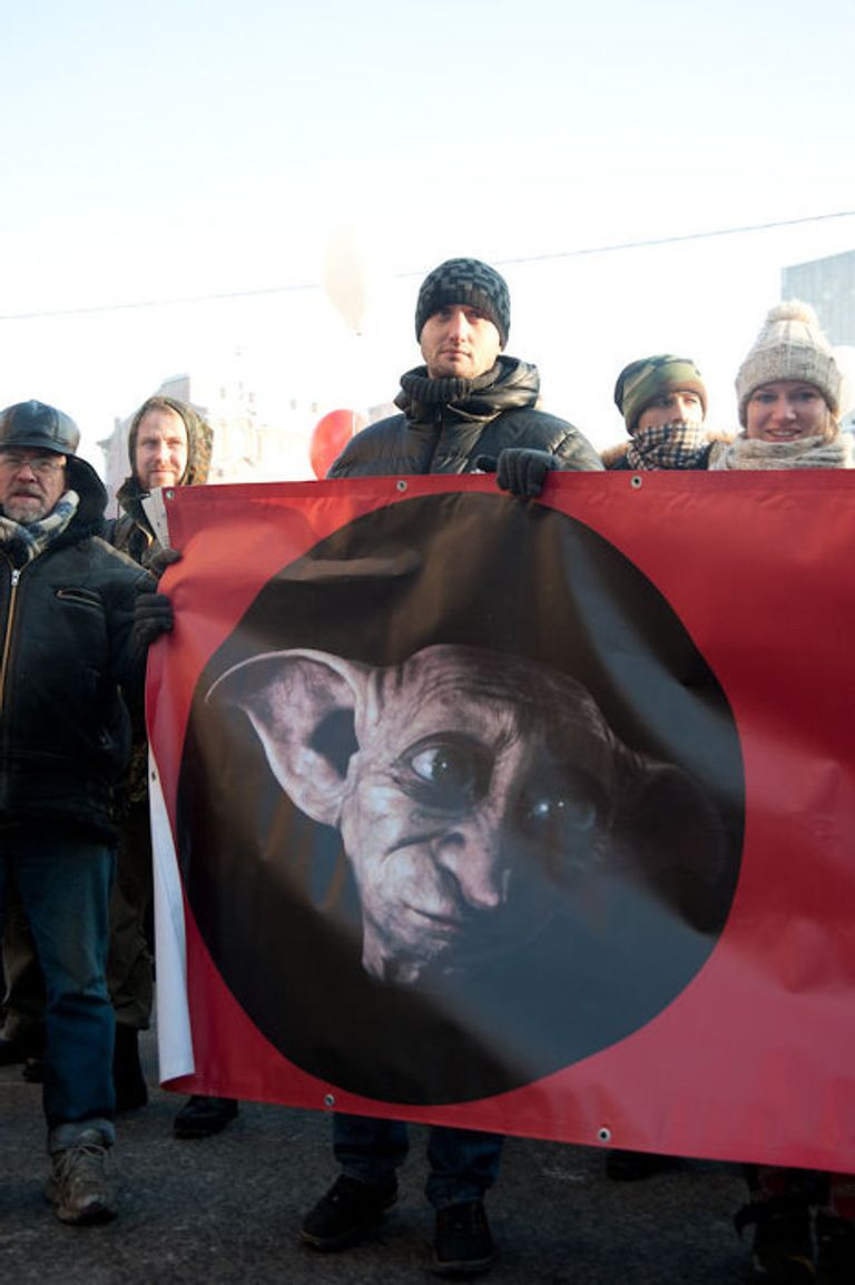 Митинг у БКЗ Октябрьский 