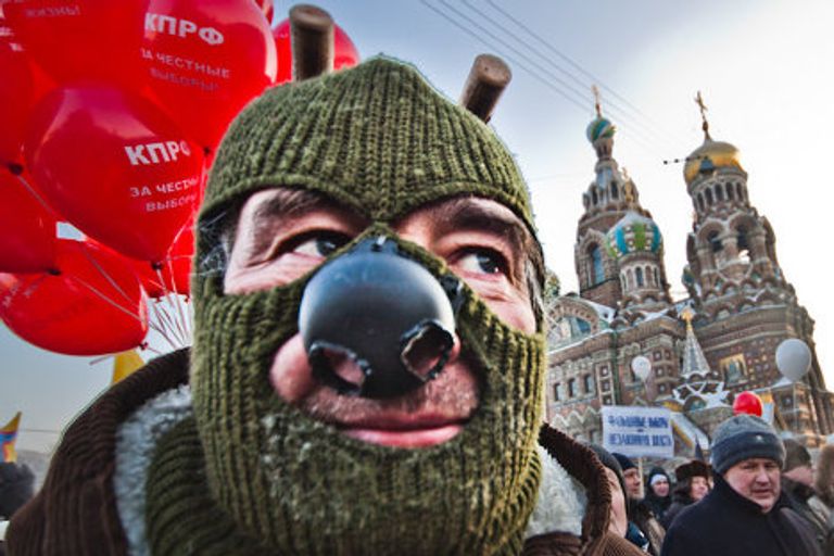 Митинг 4 февраля плакаты репортер город Митинг 4 февраля плакаты репортер город
