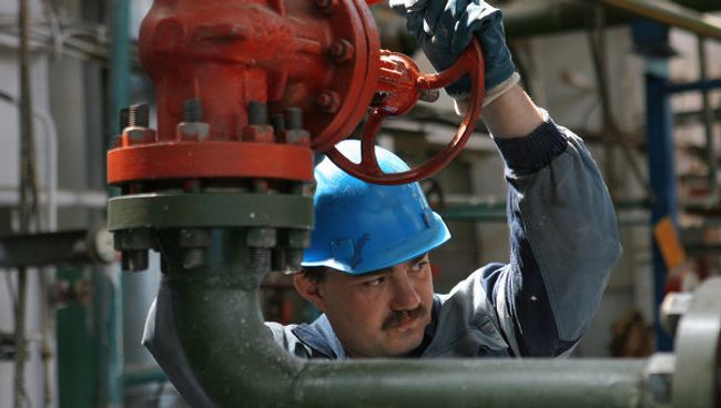 Украинско-европейская декларация по развитию газотранспортной системы (ГТС) не станет основой для серьезных проектов и, возможно, даже не будет выполняться в полном объеме, заявил вице-премьер РФ Игорь Сечин