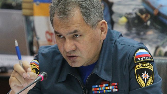 Сергей Шойгу во время совещания в оперативном штабе МЧС РФ на шахте Распадская Сергей Шойгу во время совещания в оперативном штабе МЧС РФ на шахте Распадская