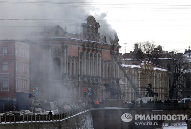 Пожар во дворце Белосельских-Белозерских в Санкт-Петербурге Пожар во дворце Белосельских-Белозерских в Санкт-Петербурге