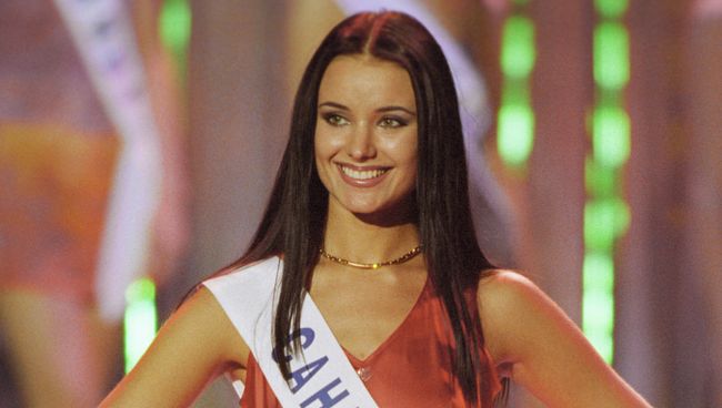 Оксана Федорова Мисс Россия - 2001 Оксана Федорова Мисс Россия - 2001