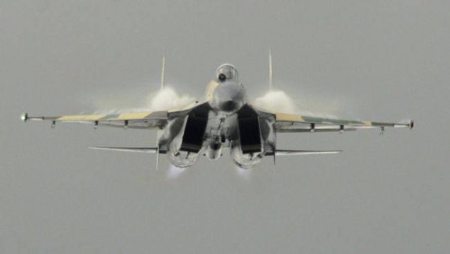 Многоцелевой истребитель Су-35 Многоцелевой истребитель Су-35