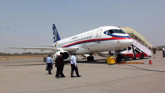 Самолет Superjet-100, пропавший с экранов радаров в Джакарте