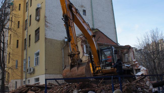 Снос дома в Козихинском переулке в Москве 