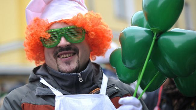 Парад в честь Дня Святого Патрика в Москве. Архив