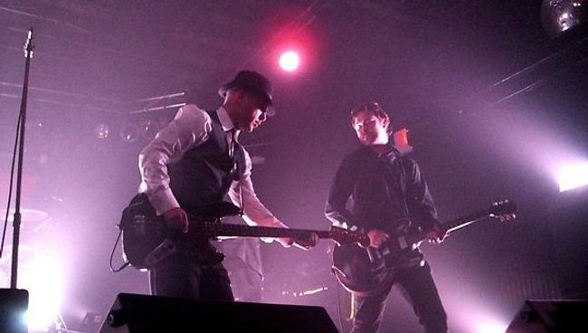 Калифорнийская группа She Wants Revenge