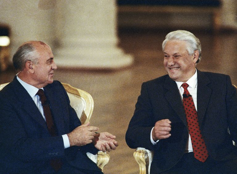 Президент СССР Михаил Горбачев и Президент РФ Борис Ельцин. 1991 год