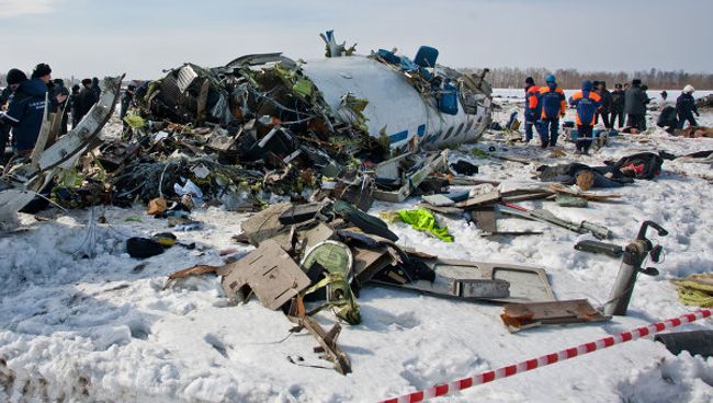 Крушение самолета ATR-72 под Тюменью Крушение самолета ATR-72 под Тюменью