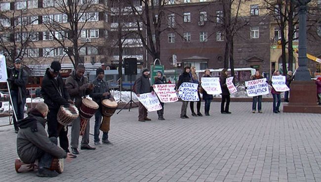 Столичный митинг о проблеме аутизма прошел под бой барабанов