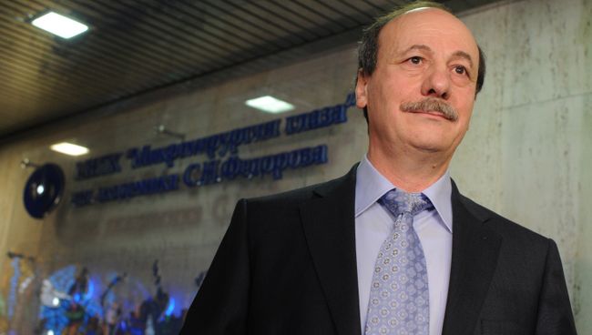 Христо Тахчиди в здании МНТК Микрохирургия глаза им. Федорова