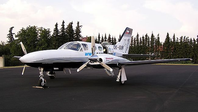 Самолет Cessna 421