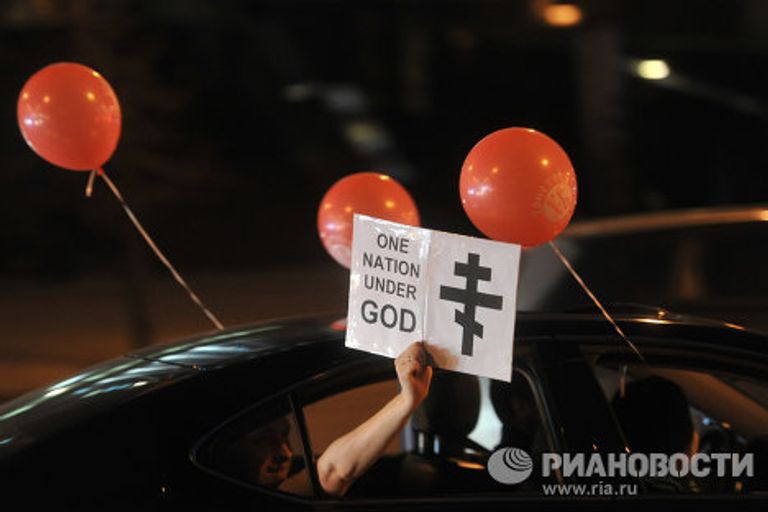 Автопробег по Садовому кольцу в Москве в поддержку РПЦ Автопробег по Садовому кольцу в Москве в поддержку РПЦ