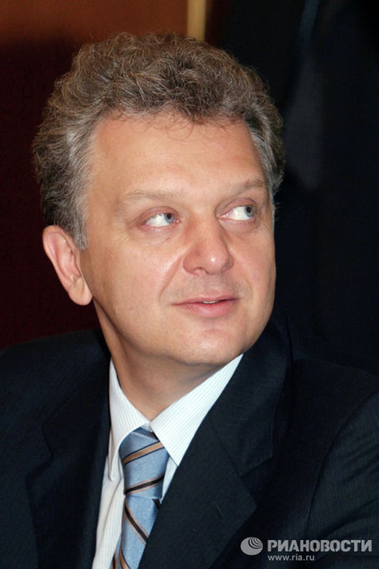 Виктор Христенко на заседании правительства Виктор Христенко на заседании правительства