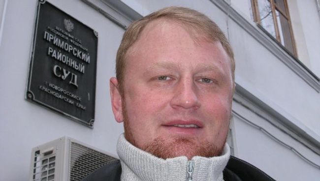 Майор Алексей Дымовский перед отправкой в СИЗО. Архив
