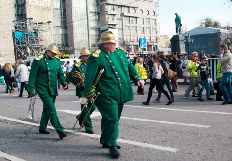 Первомай Москва и последние репортеры