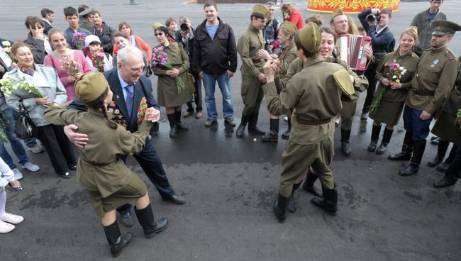 Празднование 9 мая в ЦПКиО имени М.Горького Празднование 9 мая в ЦПКиО имени М.Горького