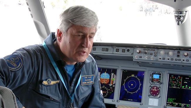 SSJ-100 никогда не летал при тропическом ливне – пилот за неделю до крушения SSJ-100 никогда не летал при тропическом ливне – пилот за неделю до крушения