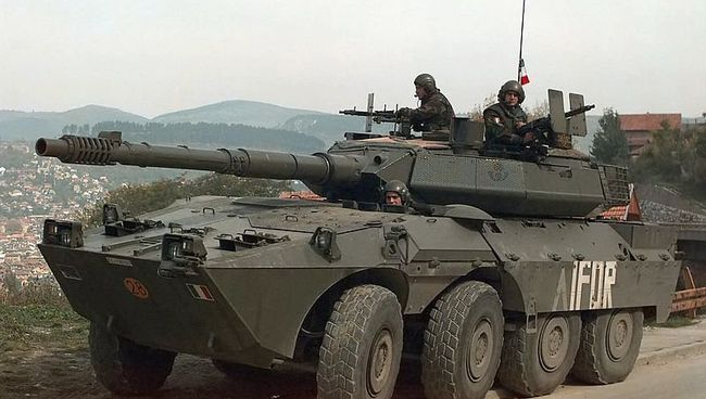 Итальянский танк «Кентавр» (Centauro) Итальянский танк «Кентавр» (Centauro)