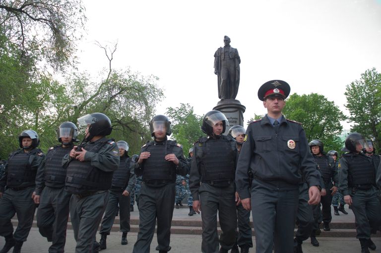 Лагерь оппозиции на Чистых прудах разогнан полицией Лагерь оппозиции на Чистых прудах разогнан полицией