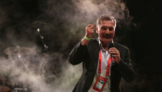 Белорусский певец Александр Тиханович. Архивное фото Белорусский певец Александр Тиханович. Архивное фото