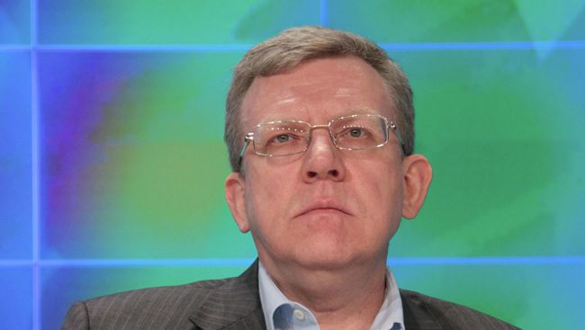 Круглый стол на тему Общество и власть после выборов: расстановка сил в начале политического цикла.