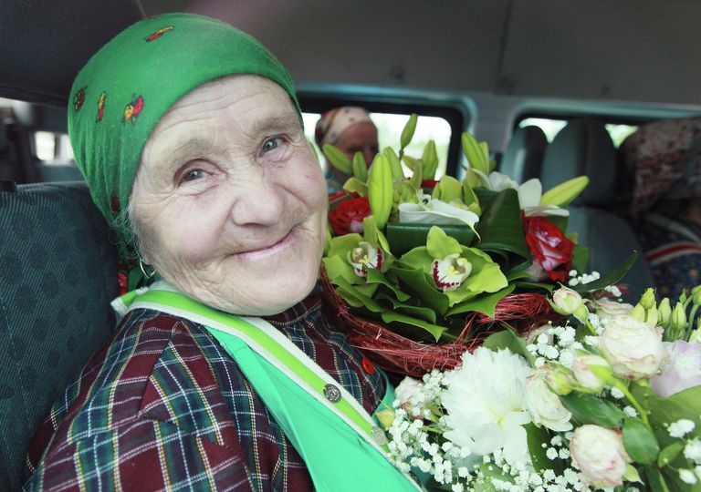 Прилет Бурановских бабушек в Москву Прилет Бурановских бабушек в Москву