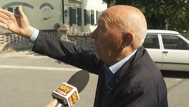 Я выскочил на улицу, не успев одеться - очевидец землетрясения в Италии