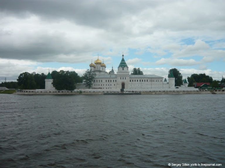 Неофициальный путеводитель Кострома Неофициальный путеводитель Кострома