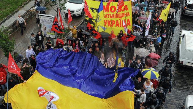 Акция Защити украинский язык В Киеве