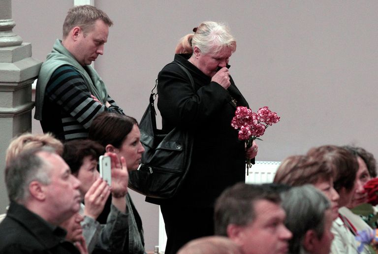 Прощание с певцом Эдуардом Хилем в Санкт-Петербурге Прощание с певцом Эдуардом Хилем в Санкт-Петербурге