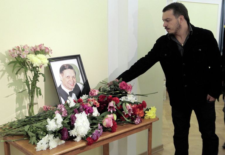 Прощание с певцом Эдуардом Хилем в Санкт-Петербурге Прощание с певцом Эдуардом Хилем в Санкт-Петербурге