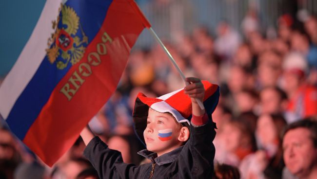 Фан-зона к Евро-2012 на Воробьевых горах в Москве Фан-зона к Евро-2012 на Воробьевых горах в Москве