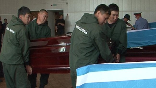 Похороны десантников, погибших при пожаре в Туве