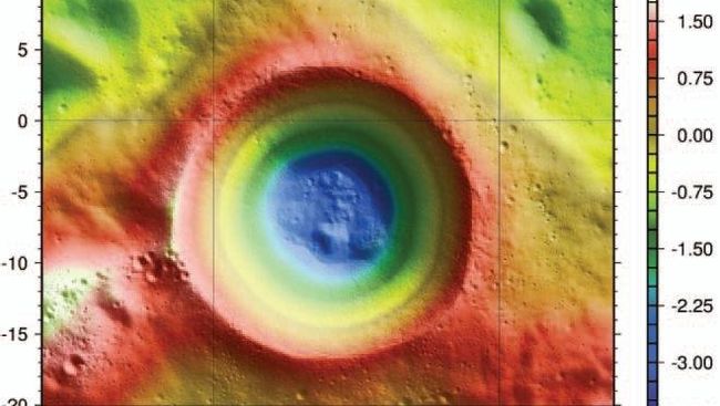 Топографическая карта кратера Шаклтон на южном полюсе Луны, где зонд LRO так и не обнаружил значительных запасов воды Топографическая карта кратера Шаклтон на южном полюсе Луны, где зонд LRO так и не обнаружил значительных запасов воды