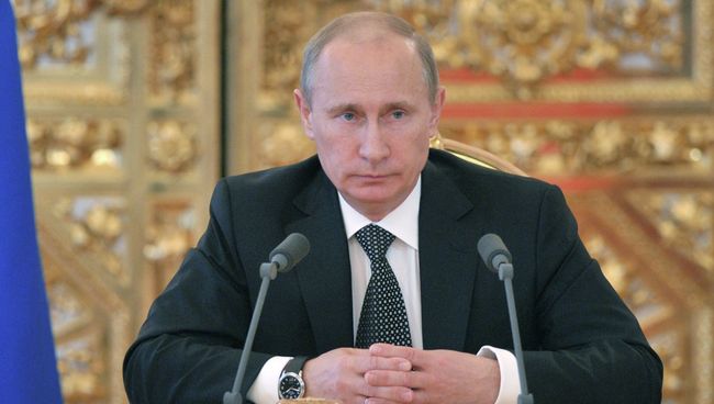 В.Путин выступил с Бюджетным посланием на 2013-2015 гг.
